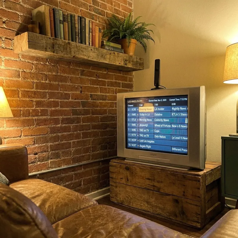 FreeView antenna set up next to TV